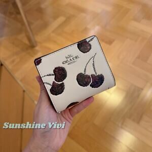 NWT Coach Snap Wallet With Cherry Print CDF19 Chalk Silver